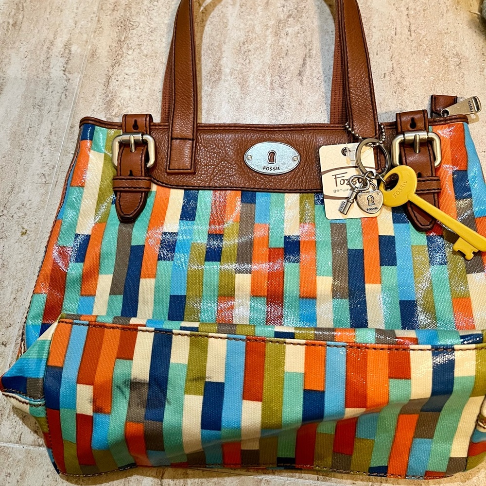 Vintage Fossil Handbag New with Tags. Key Per Shopper multi stripe design.